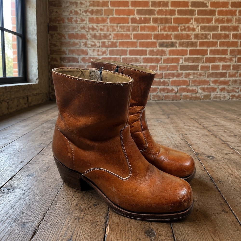 Vintage Brookline Tan Leather Ankle Boots Western Square Toe 9D Boho Fall